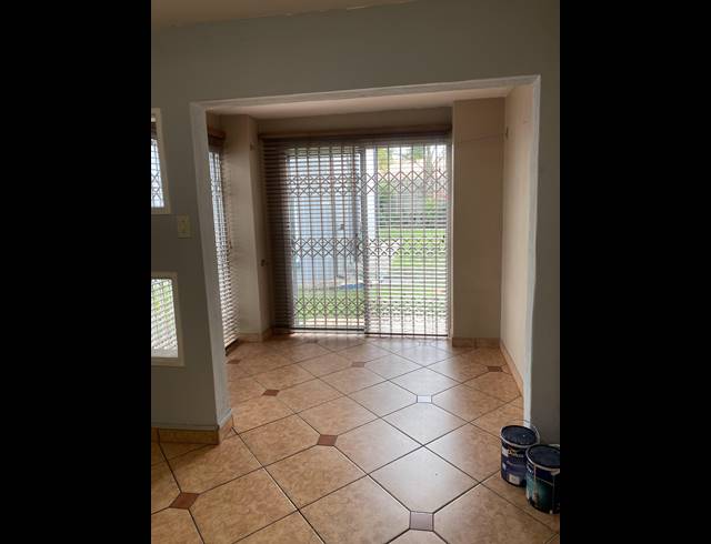 3 BEDROOM APARTMENT FOR SALE IN VERWOERDPARK